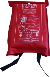 fire blanket 180 x 180 cm red bag photo